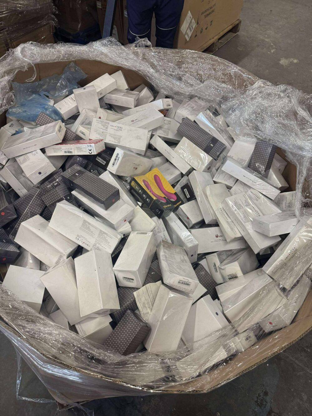 sex toy pallet -812 units - Image 3