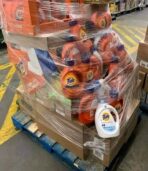 Tide liquid laundry detergent pallets