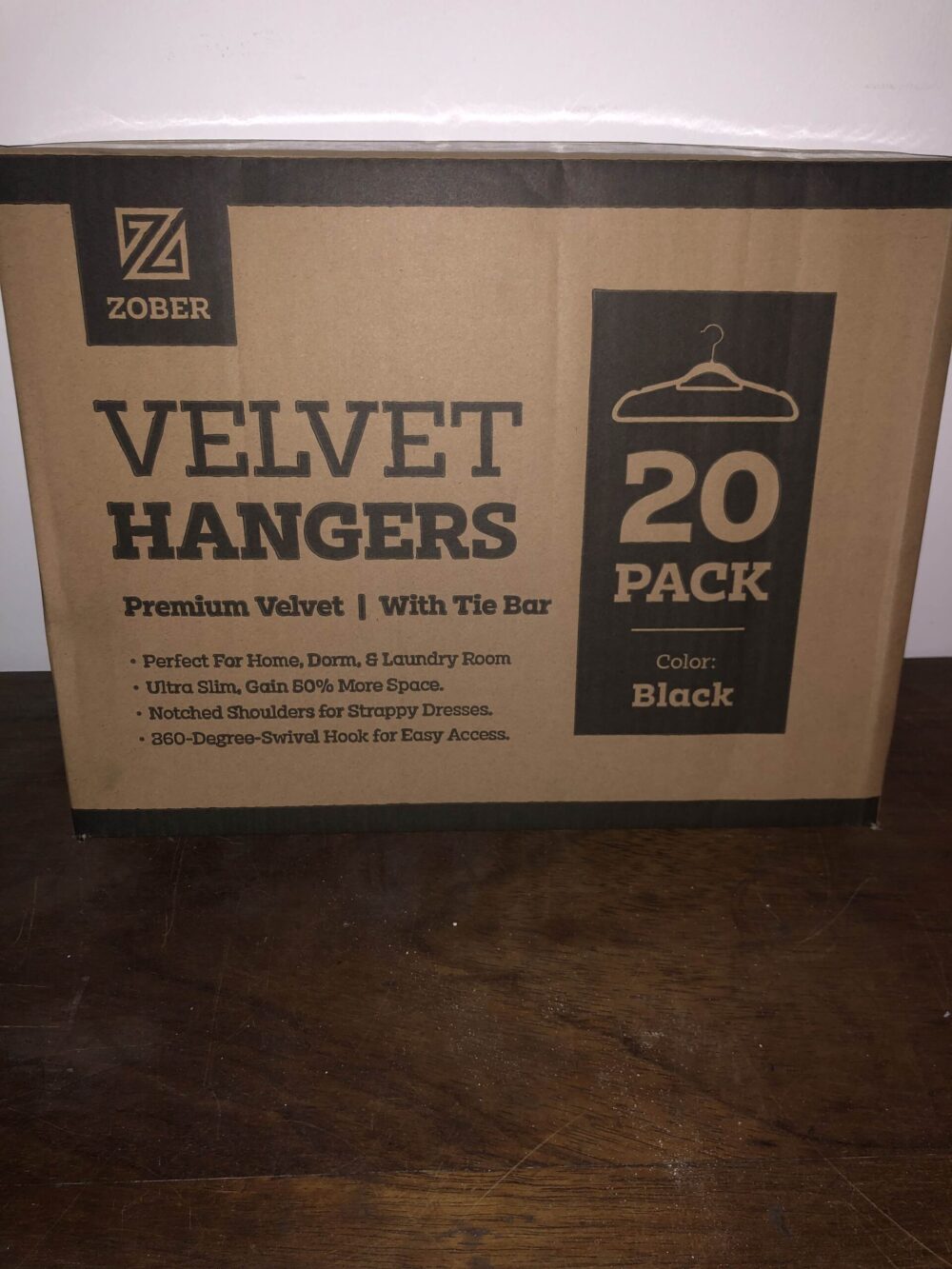 2560 Zober Black Velvet Hangers - Image 4